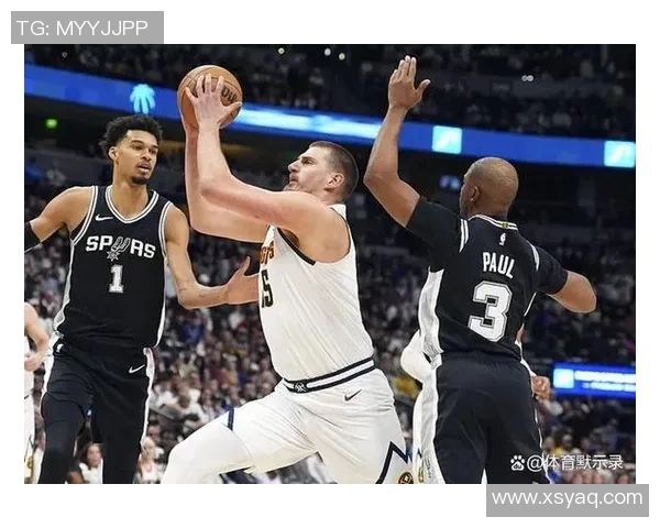 2001年NBA季后赛马刺与小牛的激烈对决回顾与分析