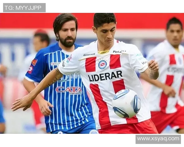 克鲁塞与戈伊亚的激烈对决揭示足球战术与团队合作的重要性