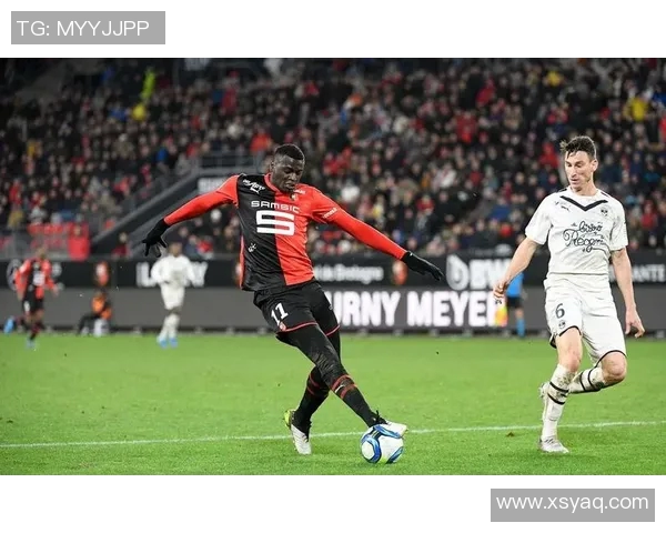 瓦朗谢与亚眠的精彩对决分析及赛季展望