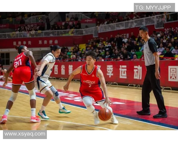 韩德君:从篮球新星到CBA传奇的奋斗历程与荣耀时刻 韩德君:从篮球新星到CBA传奇的奋斗历程与荣耀时刻