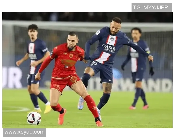 摩纳哥与巴黎曼城激战在即谁将赢得这场法甲巅峰对决