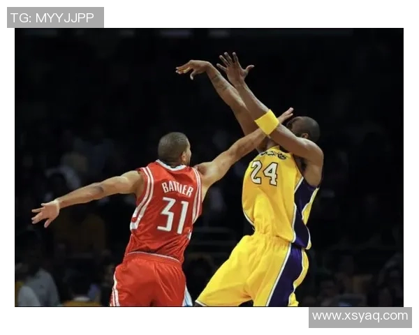 贾雷斯沃克如何在NBA新赛季中展现出色的篮球天赋与潜力 贾雷斯沃克如何在NBA新赛季中展现出色的篮球天赋与潜力