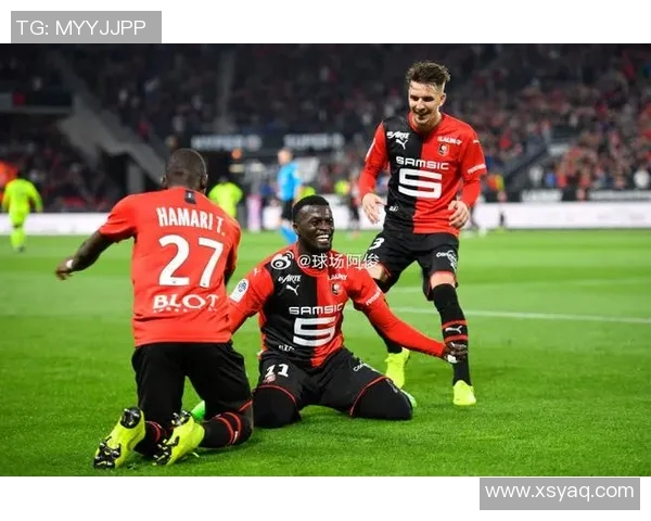 里昂与蒙彼利埃激战在即谁能在法甲赛场上笑到最后 里昂与蒙彼利埃激战在即谁能在法甲赛场上笑到最后