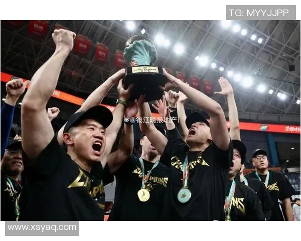 杭州乒乓球队在最新耐力排名中夺冠乒乓球界的实力对决引发关注MBA 杭州乒乓球队在最新耐力排名中夺冠乒乓球界的实力对决引发关注MBA