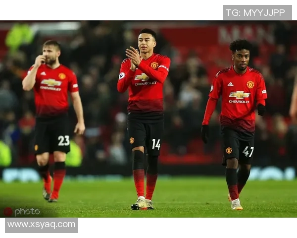 曼联与巴黎圣曼的精彩对决直播全程回顾与分析 曼联与巴黎圣曼的精彩对决直播全程回顾与分析