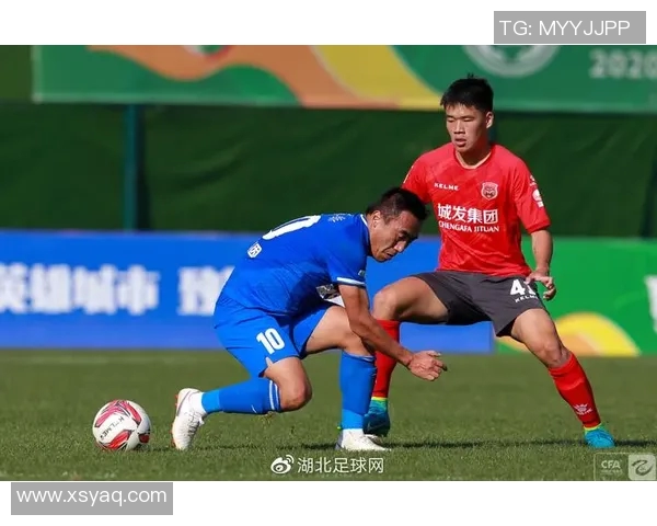 武汉足球队在联合会杯积分榜中以91分稳居第一名,表现出色引人瞩目 武汉足球队在联合会杯积分榜中以91分稳居第一名,表现出色引人瞩目