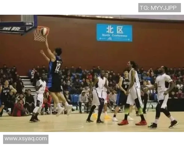 武汉篮球队区域防守分析与战术调整的得失探讨 武汉篮球队区域防守分析与战术调整的得失探讨