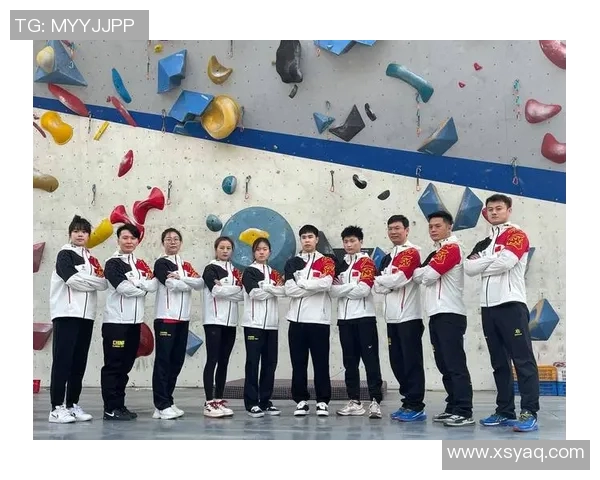 重庆攀岩队团队协作引发热议探讨攀岩运动的合作与竞争关系