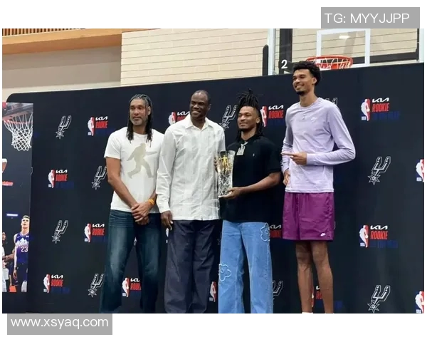 马刺队摆烂策略升级波波维奇因轮休主力被罚款引发热议